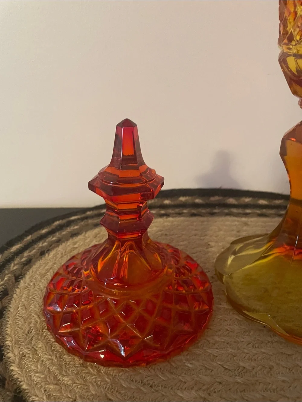 L. E. Smith Amberina Diamond Pointe Ombre Glass Apothecary Jar with Lid.